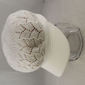 Artic White Knit Cap one Size NWOT